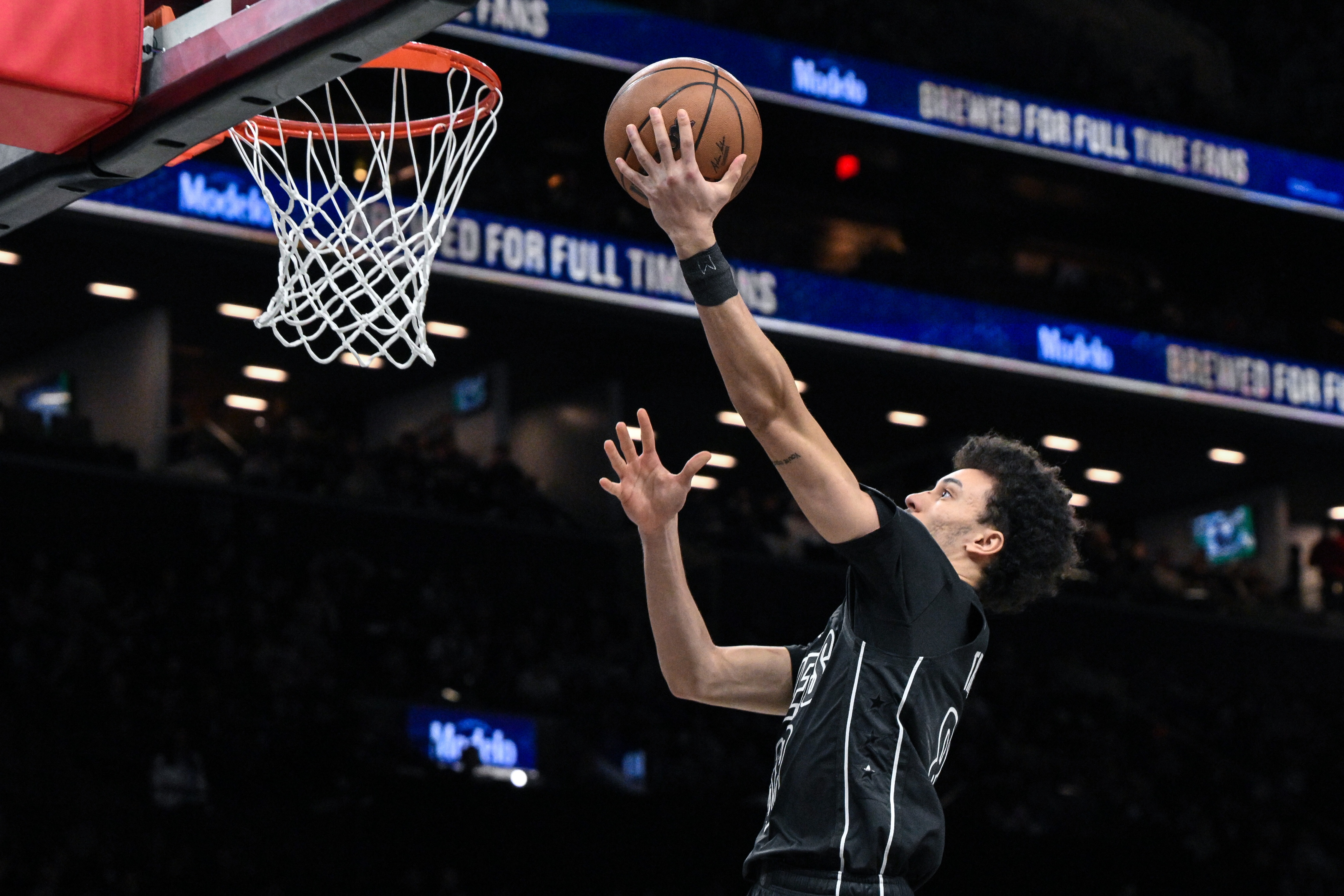 世界杯官方直播app下载-可圈可点！特拉奥雷13中6拿到17分6助 正负值+10